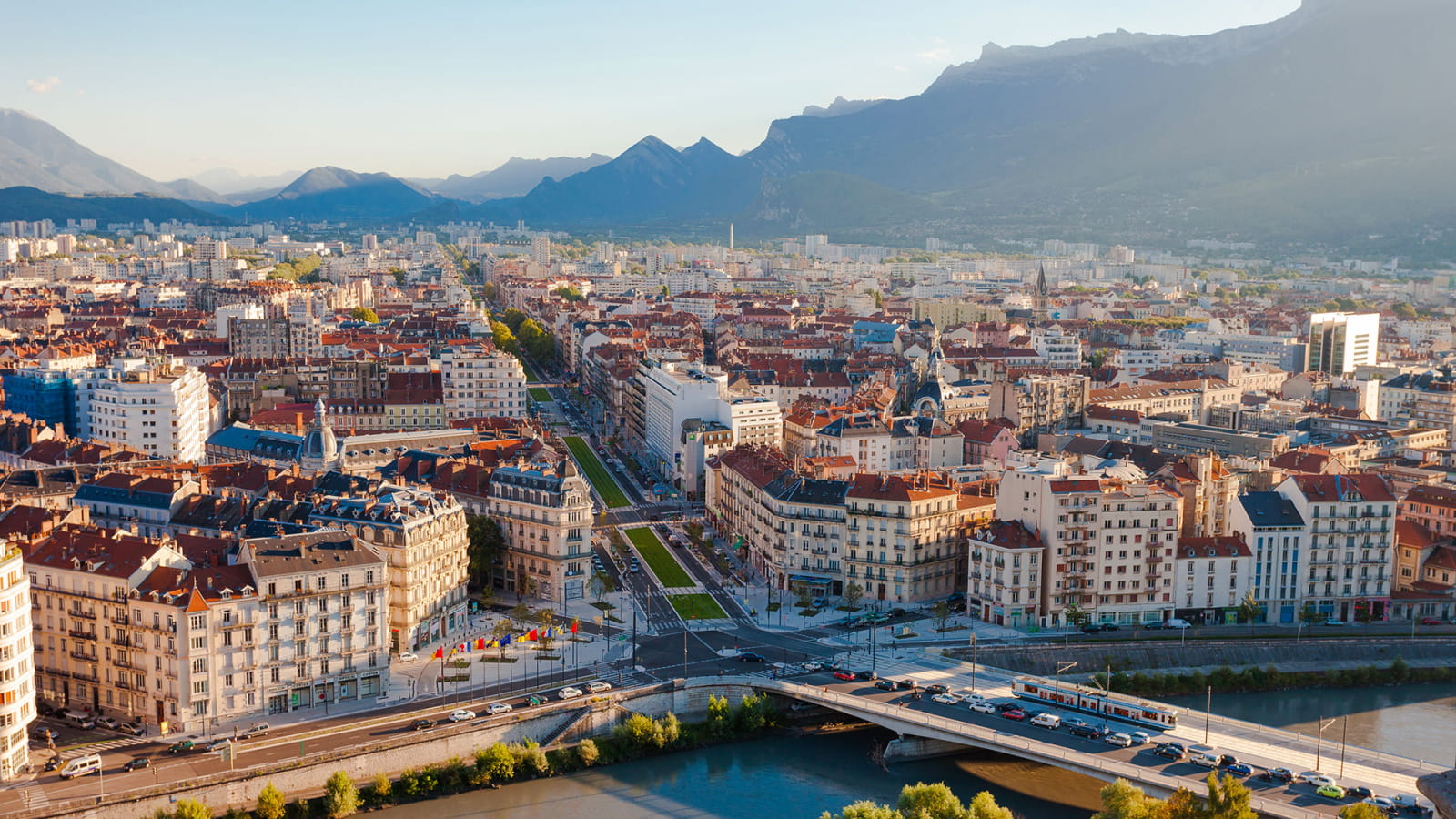 Où faire une domiciliation commerciale à Grenoble ?